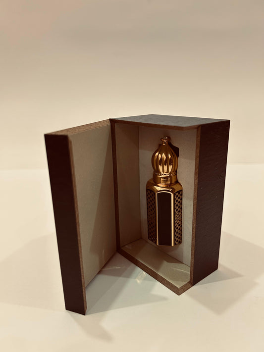 Mukhallat Al Oud (Attar)